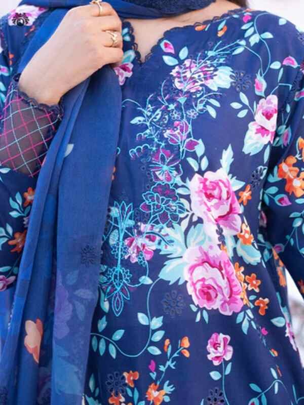 44_23de80d0-e6e1-495b-af42-7f22bee0328e_480x480 Zeva by Gull Jee 3-Piece Embroidered Lawn Suit (Unstitched)