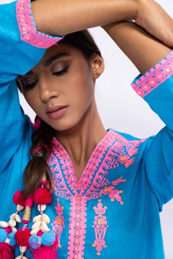 Khaddi Embroidered Kurta – Vibrant Blue