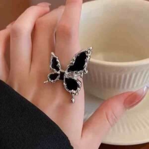 Enchanting Butterfly Statement Ring – Bold Elegance for Every Occasion