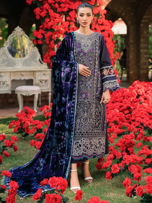 Mahnur Nazakat Embroidered Luxury Khaddar 3pc - A Timeless Piece for Winter Elegance M-NAZ-EMB-3PC-D11