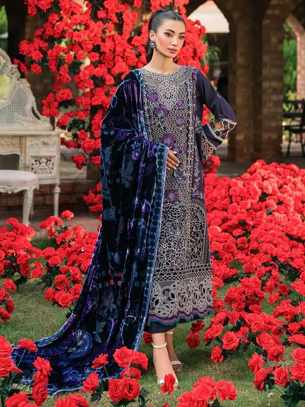 Mahnur Nazakat Embroidered Luxury Khaddar 3pc - A Timeless Piece for Winter Elegance M-NAZ-EMB-3PC-D11