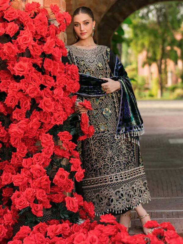 Mahnur Nazakat Embroidered Luxury Khaddar 3pc - A Statement of Elegance and Craftsmanship M-NAZ-EMB-3PC-D12