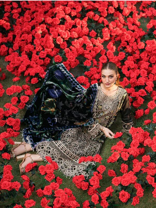 Mahnur Nazakat Embroidered Luxury Khaddar 3pc - A Statement of Elegance and Craftsmanship M-NAZ-EMB-3PC-D12