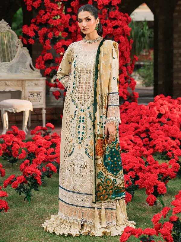 Mahnur Nazakat Embroidered Luxury Khaddar 3PC - Premium Winter Collection