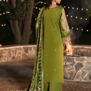 Mahnur Nazakat Embroidered Luxury Khaddar 3pc - Where Tradition Meets Elegance M-NAZ-EMB-3PC-D1