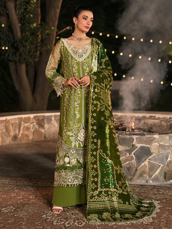 Mahnur Nazakat Embroidered Luxury Khaddar 3pc - Where Tradition Meets Elegance M-NAZ-EMB-3PC-D1