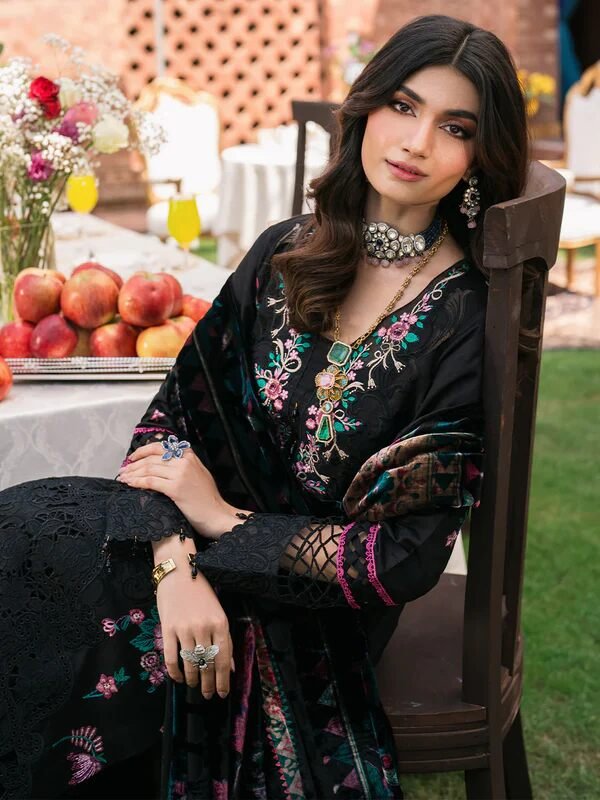 D-3_8 Mahnur Nazakat Embroidered Luxury Khaddar 3-Piece Suit - Elevate Your Winter Elegance