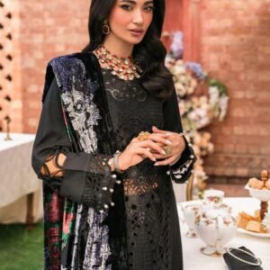 D-5_3 Mahnur Nazakat Embroidered Luxury Khaddar 3-Piece Suit - A True Winter Elegance