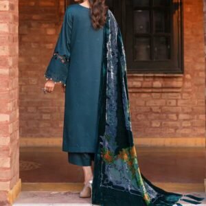 Mahnur Nazakat Embroidered Luxury Khaddar 3pc - Timeless Elegance