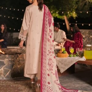 Mahnur Nazakat Embroidered Luxury Khaddar 3pc - Statement of Elegance SKU: M-NAZ-EMB-3PC-D8