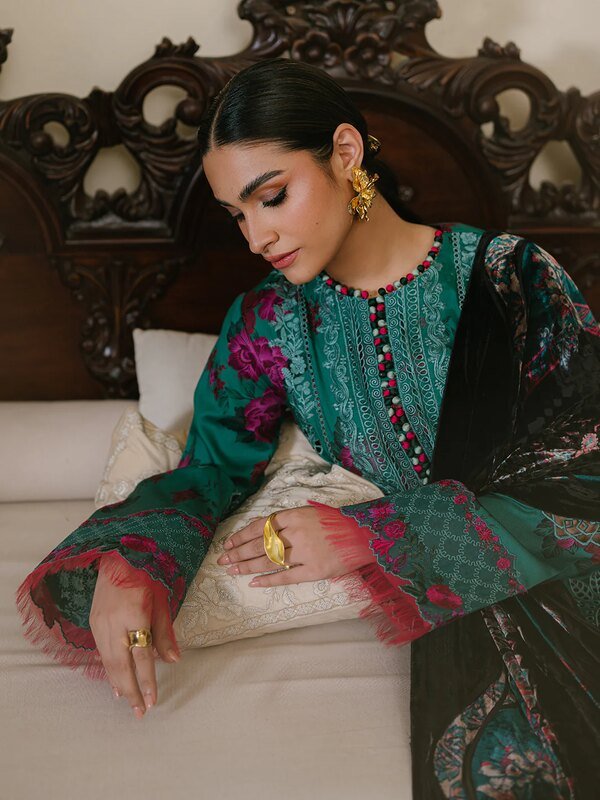 Olivia by Bin Iliyas - Elegant 3-Piece Embroidered Suit with Luxurious Palachi Shawl 526 - B | 3 PC Kotrai