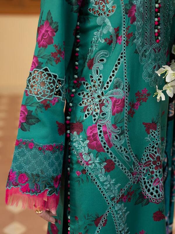 Olivia by Bin Iliyas - Elegant 3-Piece Embroidered Suit with Luxurious Palachi Shawl 526 - B | 3 PC Kotrai